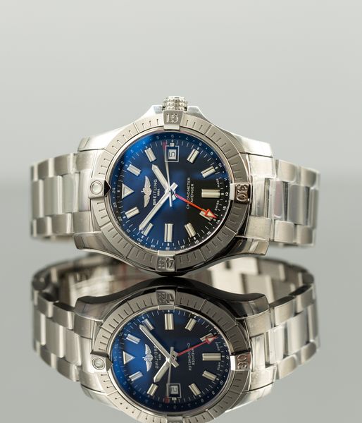 Breitling Avenger Automatic 43 A32397